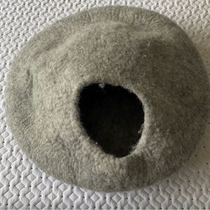 Felt Cat bed